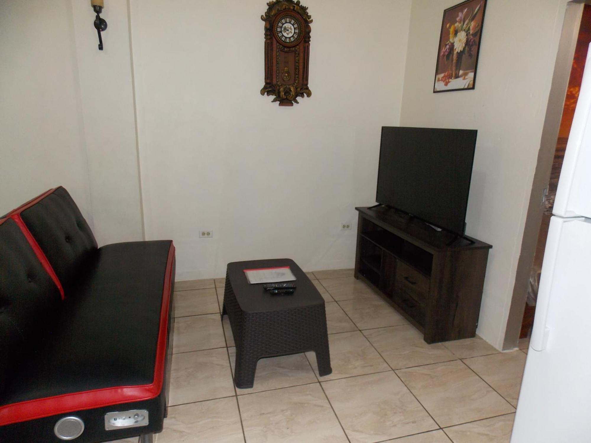 Stewart Apt- Trincity, Airport, Washer, Dryer, Office, Cable , Wifi 외부 사진