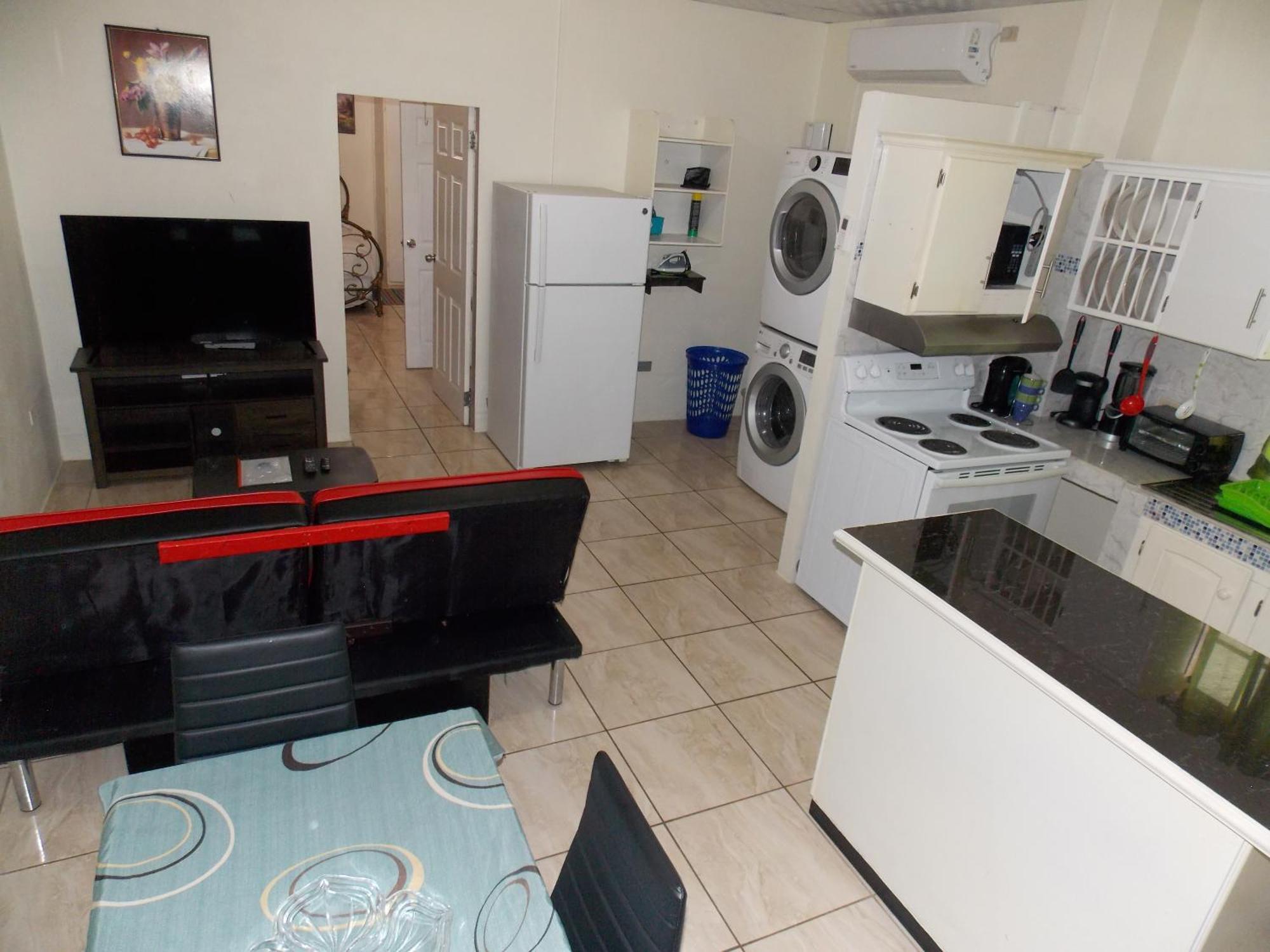 Stewart Apt- Trincity, Airport, Washer, Dryer, Office, Cable , Wifi 외부 사진