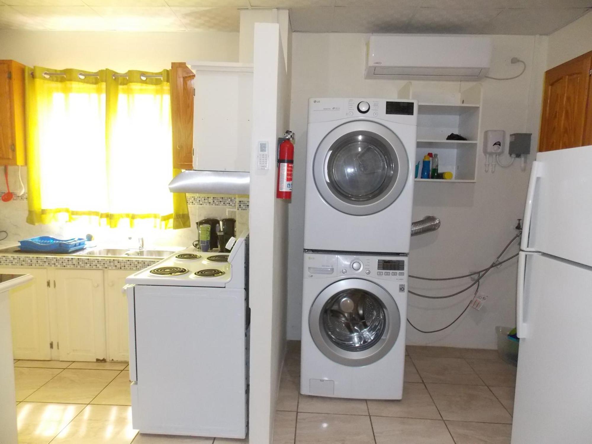 Stewart Apt- Trincity, Airport, Washer, Dryer, Office, Cable , Wifi 외부 사진
