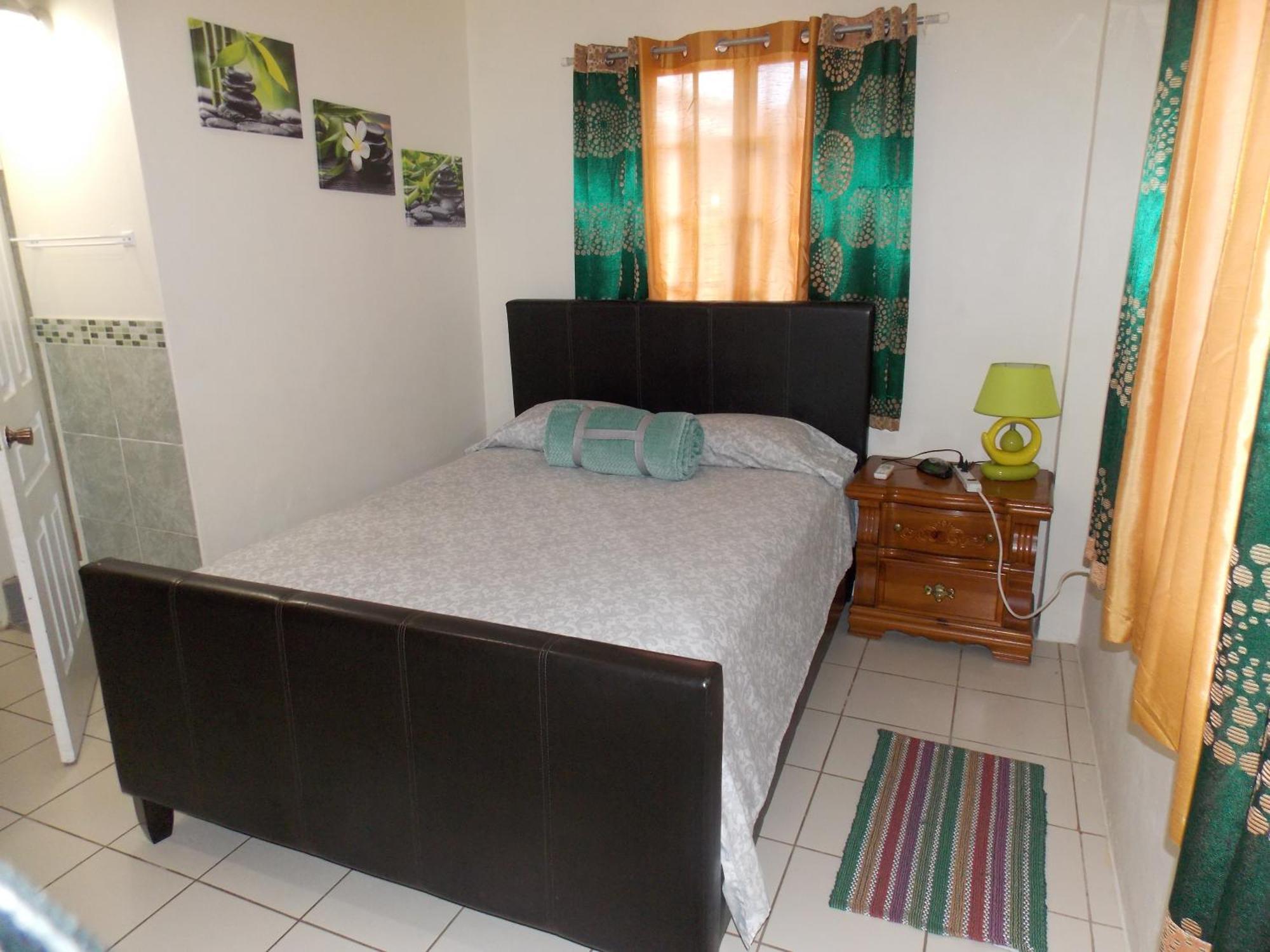 Stewart Apt- Trincity, Airport, Washer, Dryer, Office, Cable , Wifi 외부 사진